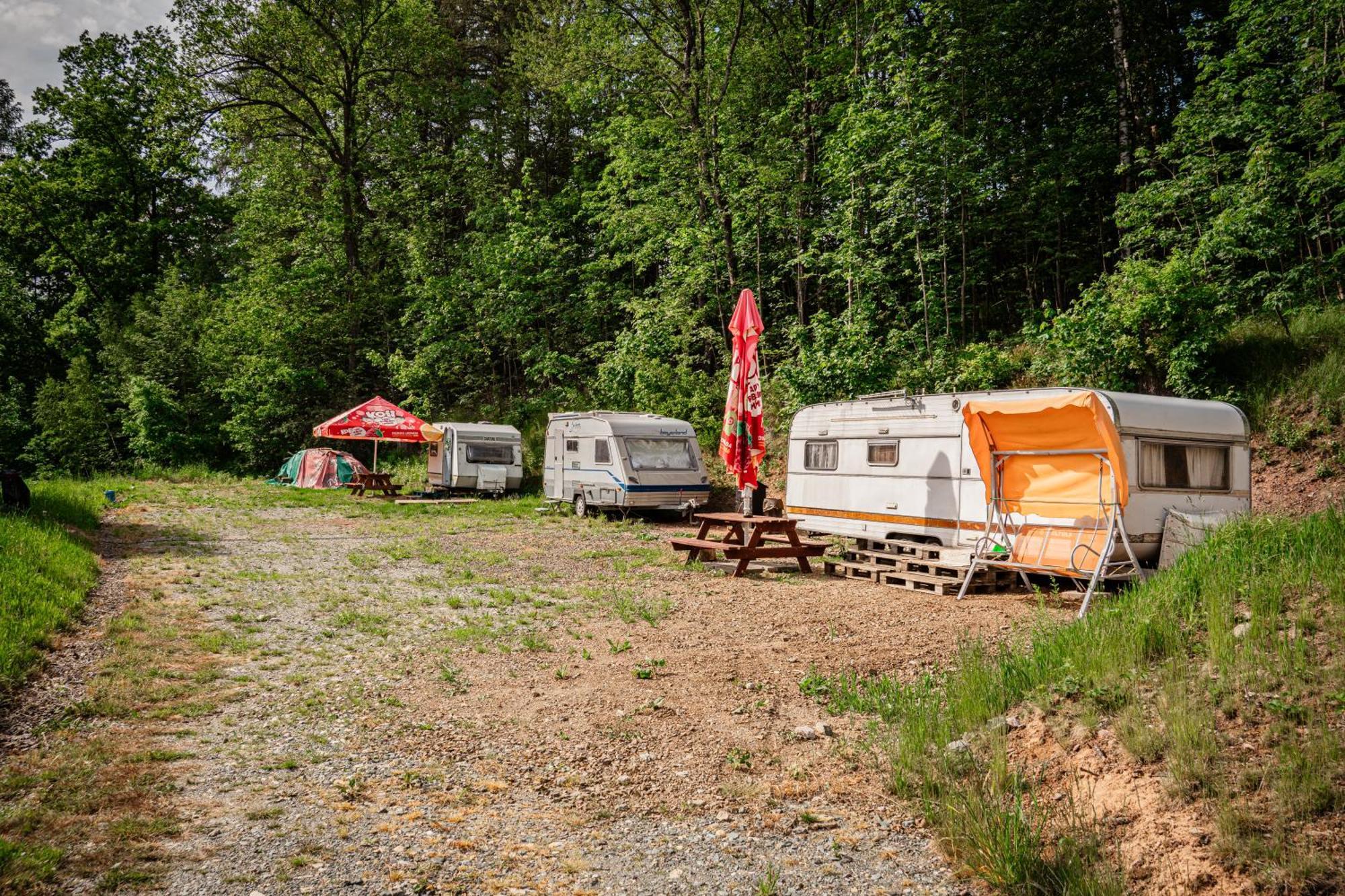 Karavan 3 V Arealu Koupaliste Bystre V Orlickych Horach Bagian luar foto